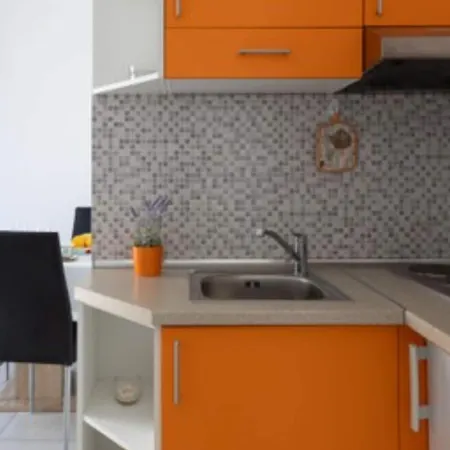Ane - With Terrace 2 Apartment Molunat