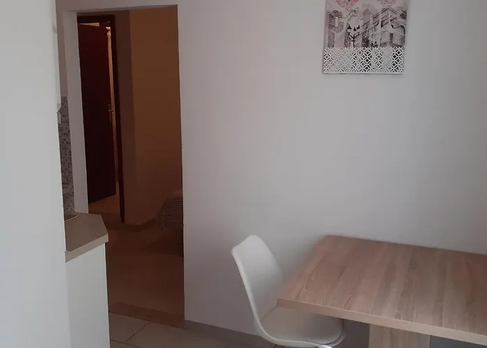 Ane - With Terrace 2 아파트